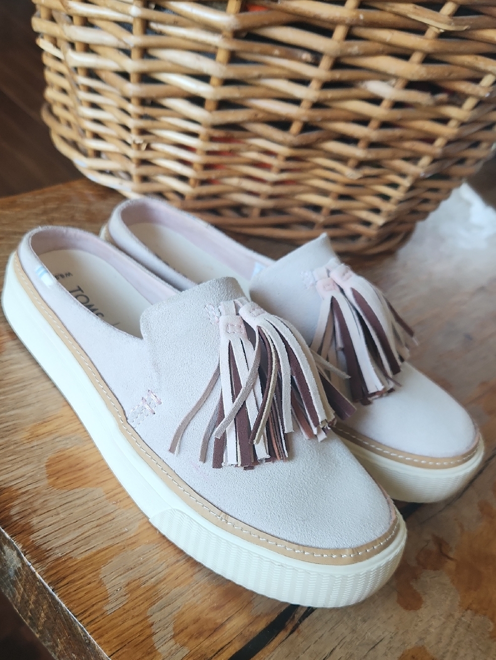 TOMS‎ 6.5 suede mule sneakers with tassels blush very light pink